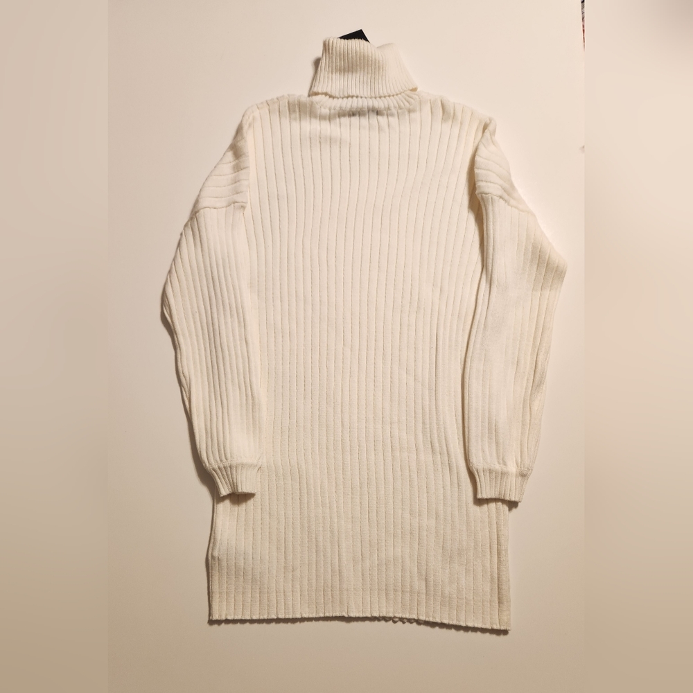 COPY - Forever 21 Cream Turtleneck Sweater dress small